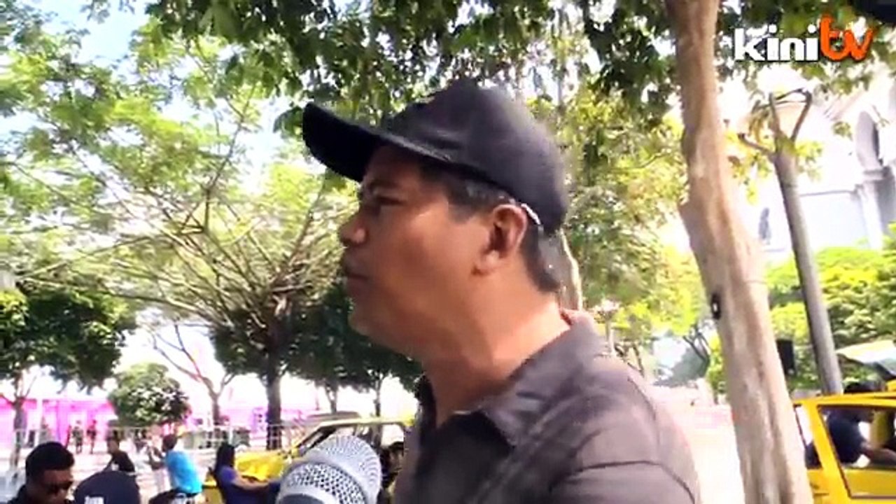 Tak patut ugut mahu tumbangkan k'jaan, kata geng Saiful