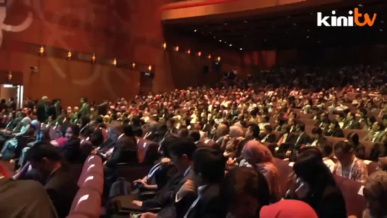 Najib: No turning back on GST