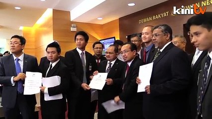 Download Video: Pakatan sokong hapus AUKU, kembalikan kesatuan