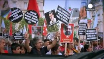 تظاهرات للأكراد في عدد من العواصم الأوروبية احتجاجا على الغارات التركية ضد متمردي حزب العمال الكردستاني