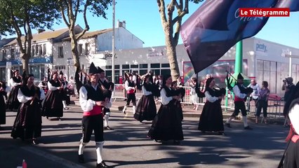 FIL 2015. Le début de la Grande parade