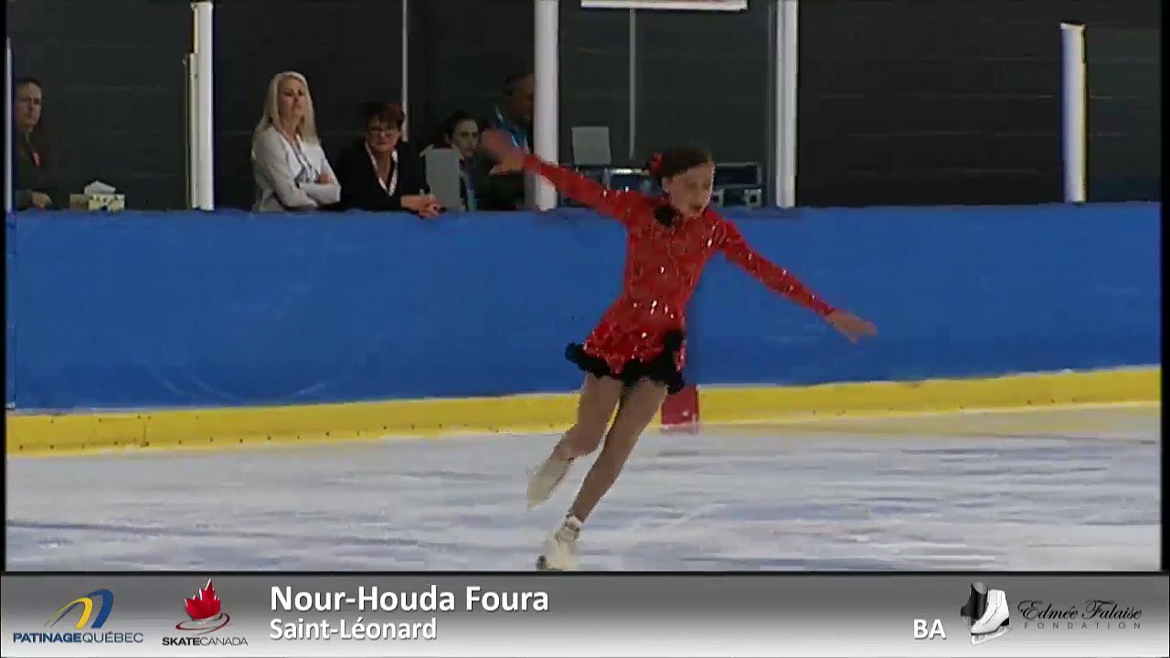 Novice Dames Gr.1 Prog. Court - Échauffement 4 (REPLAY) (2015-08-09 14:54:49 - 2015-08-09 17:58:12)