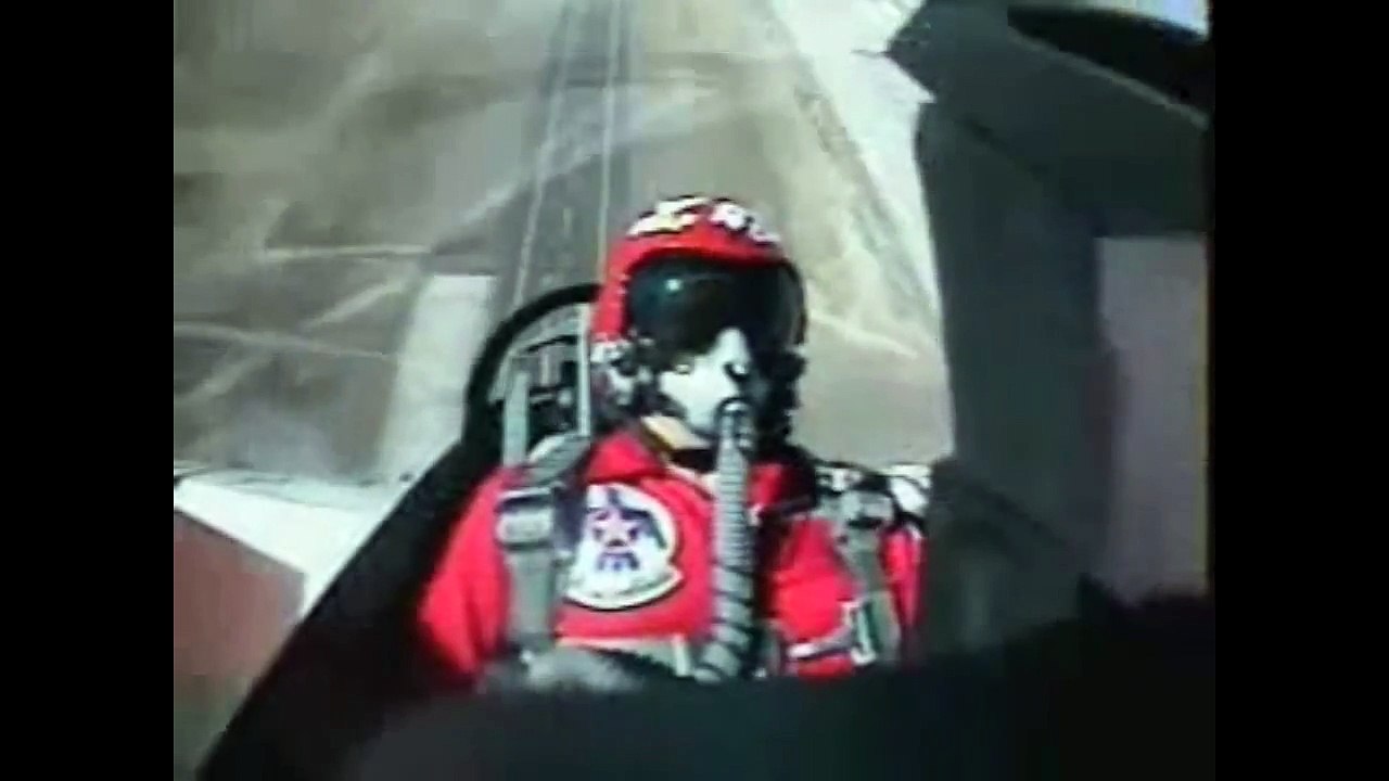 Tvworld - compilation d'incroyables crashs d'avions de chasse !!