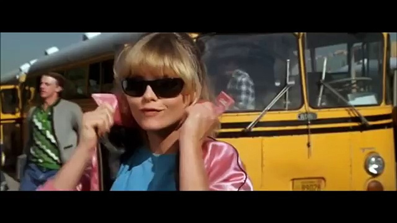 Grease 2 - Johnny & Stephanie - I've Gotta See You Smile.
