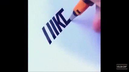 Un artiste très talentueux reproduit des logos à la perfection