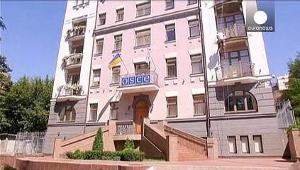 Ukraine : des véhicules de l'OSCE incendiés à Donetsk