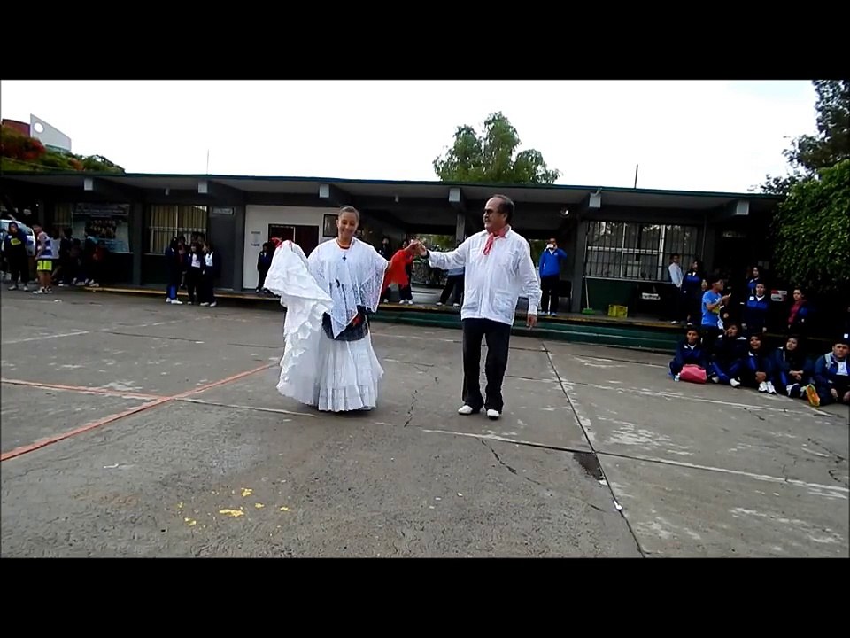 Apaseo el Alto, Gto. Gisselle y yo día del estudiante.