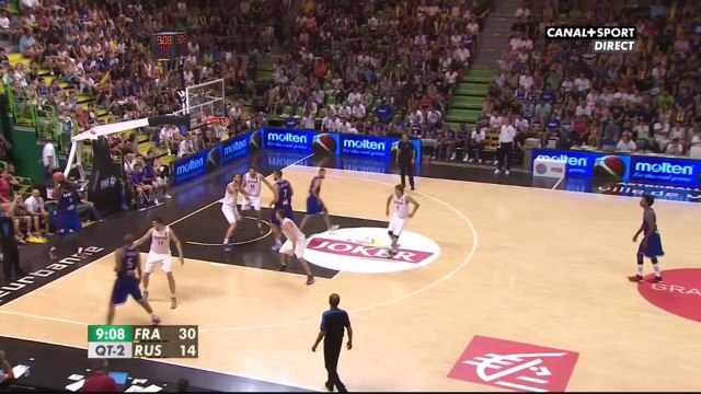 Le Alley-oop Antoine Diot - Nicolas Batum