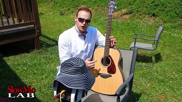 WATER DROPLET ON GUITAR STRING in Slow Motion Super Close Up! Slow Mo Lab