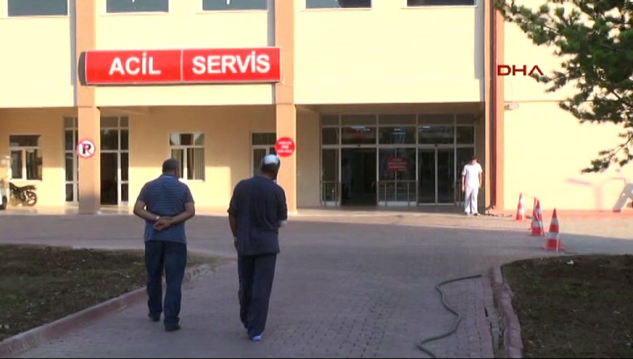 Cinnet getiren baba karısını öldürdü, babasını ve kızını yaralayıp intihar etti