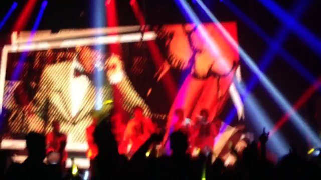 [FANCAM] 150710 BTS - THE RED BULLET in SYDNEY - DOPE