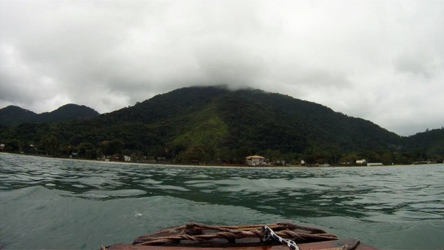 Passeio na praia e nos mares, Ubatuba, Praia da Enseada, Litoral Norte, SP, Brasil, 2015