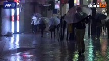 Typhoon Vongfong slams into Japan