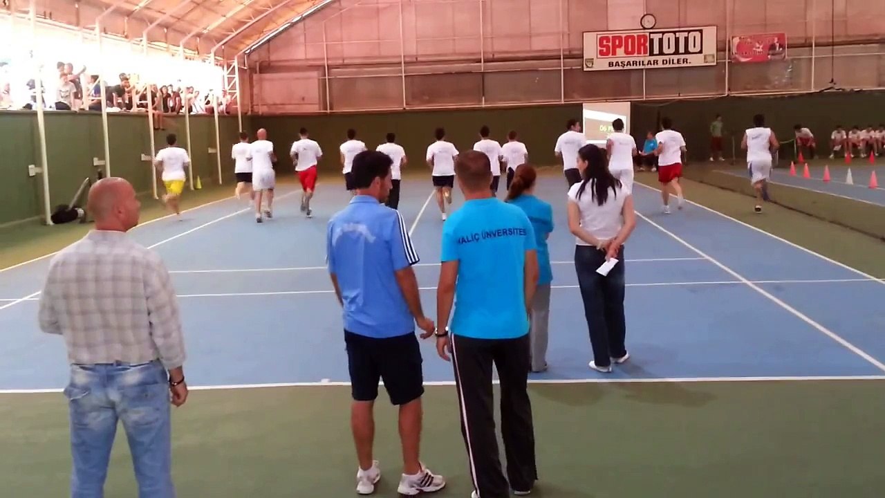 Haliç Üniversitesi BESYO mekik  koşusu