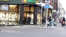 Old Lady in England Fends off Robbers With Her Purse - RAW VIDEO