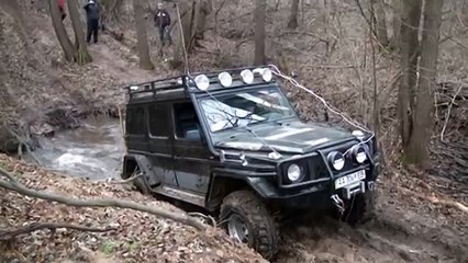 Mercedes G-Class Off-road 4x4 Extreme Stuck