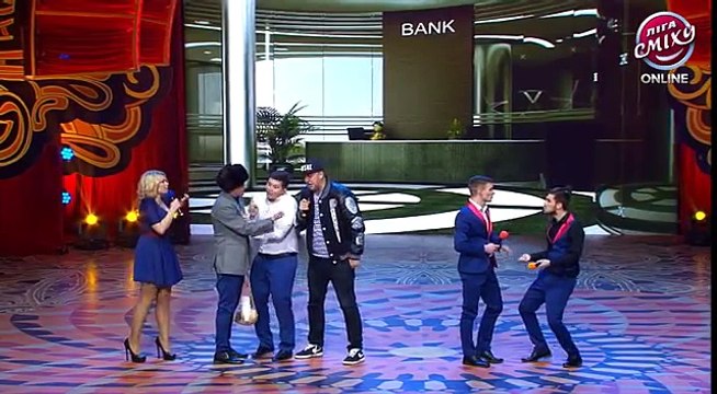 В отделении банка - Любимый Город и Потап | Лига смеха, вторая 1/8