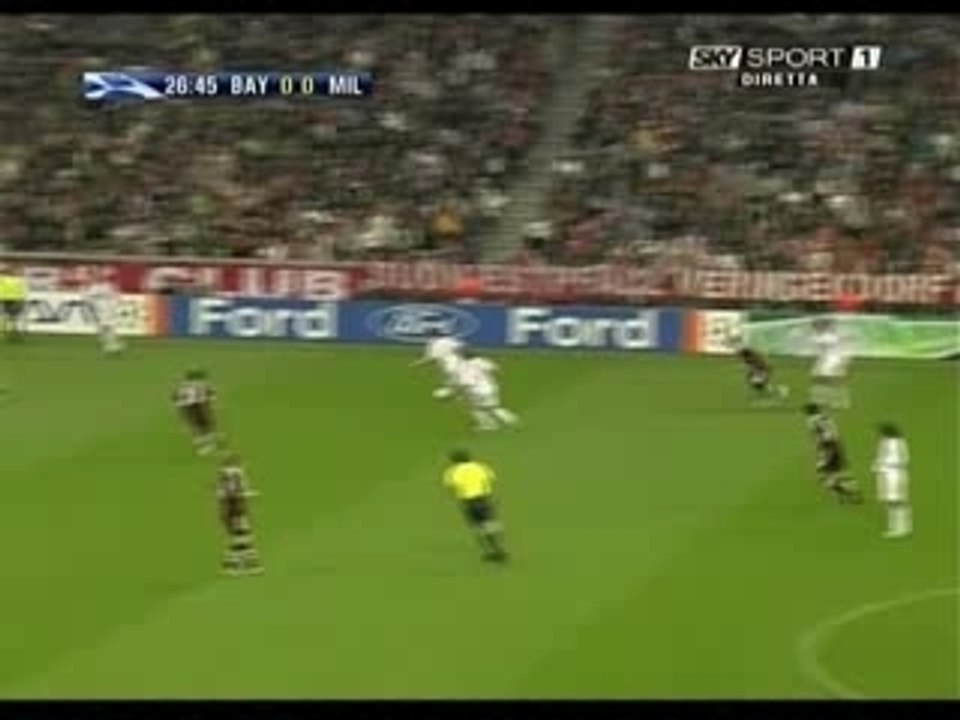 Bayern-Milan 0-1 Seedorf