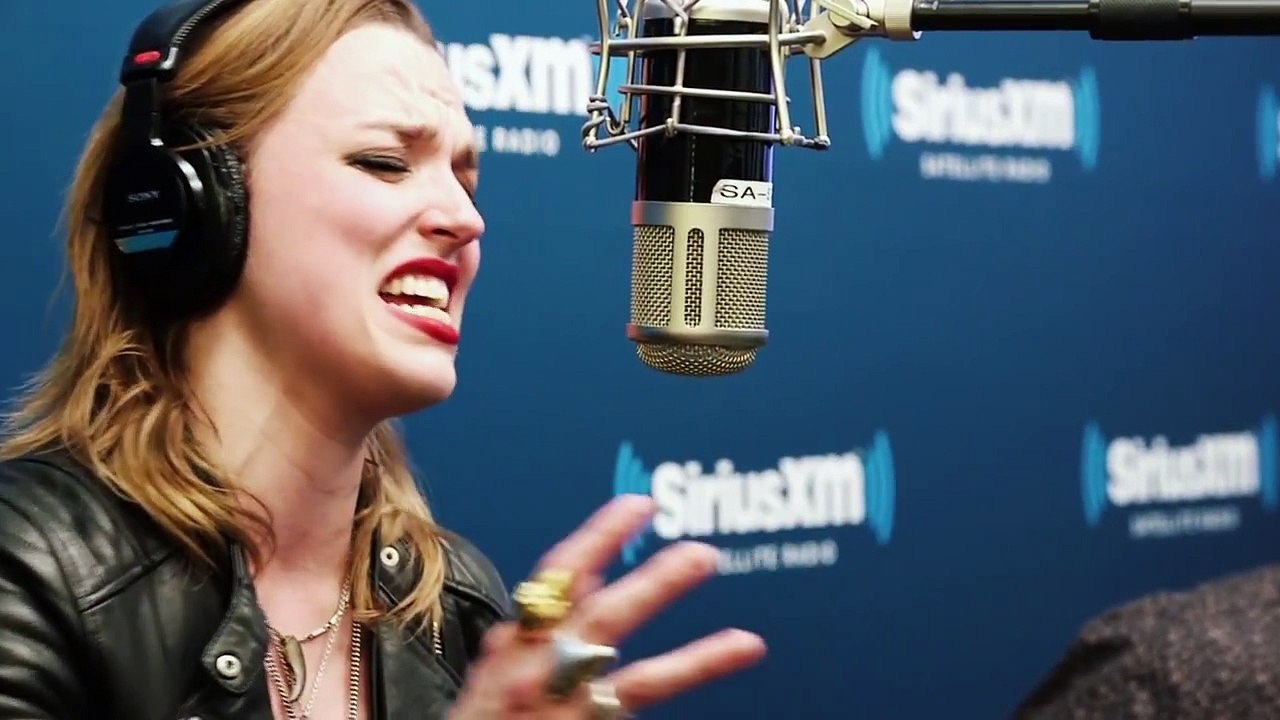 Halestorm "Girl Crush" Little Big Town Cover Live @ SiriusXM // Octane
