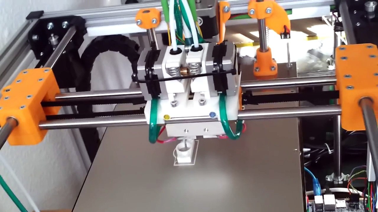 Sparkcube Dual Extruder Direct Drive 3D printer