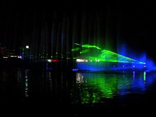 Aquatic show allumez le feu