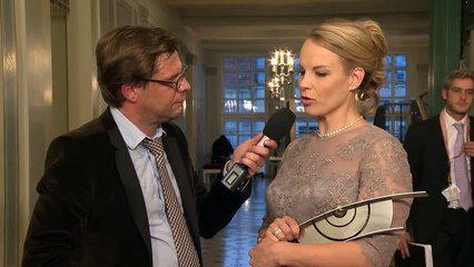 ECHO Klassik 2013 - Elina Garanca nach der Preisvergabe