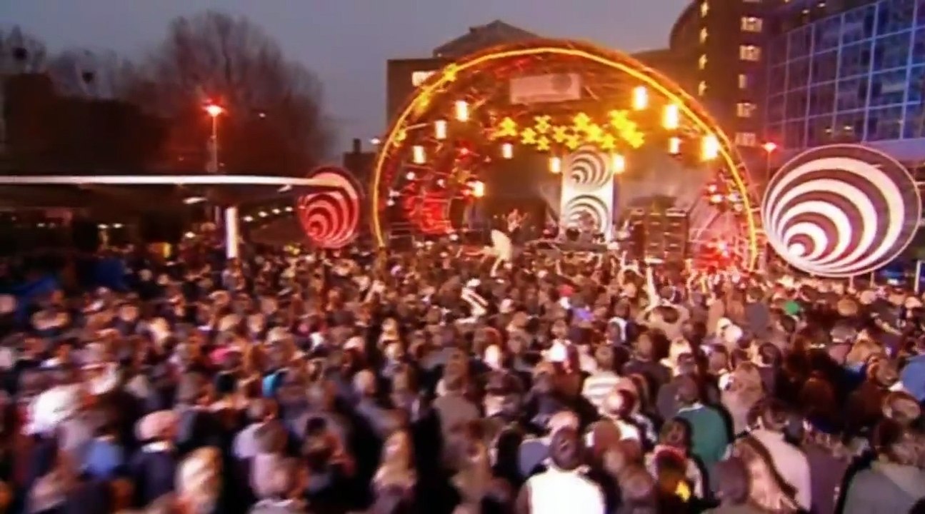 Red Hot Chili Peppers - Snow ((Hey Oh)) [Live]