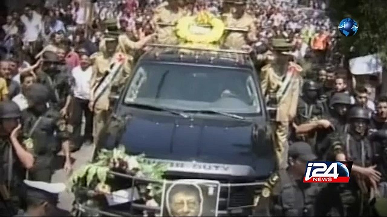 سبع سنوات على رحيل الشاعر الفلسطيني الكبير محمو...