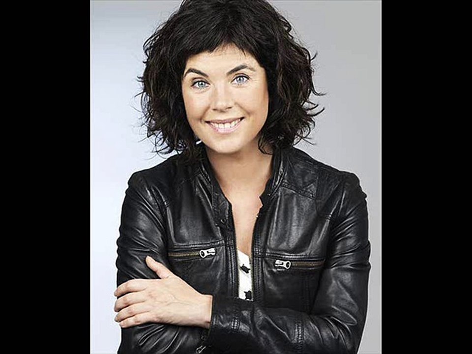 (17-06-2015) Samanta Villar en Tots som iguals - Radio Estel