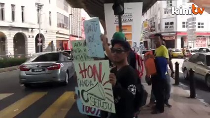 Flashmob desak aktivis kritik sultan dibebaskan