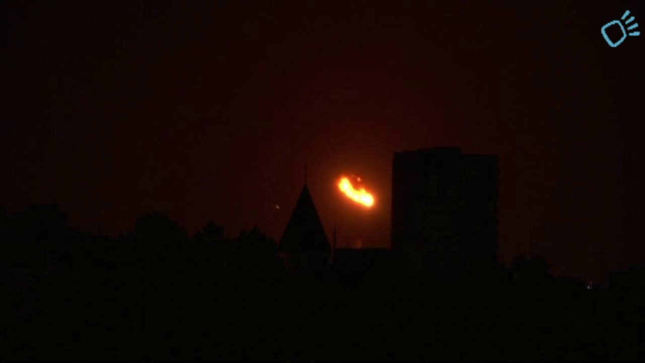 Flammes et fumées de Feyzin du lundi 10 aout 2015