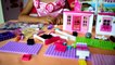 Barbie Build n' Style Beach House Mega Bloks Barbie and Nikki l Kids Balloons and Toys