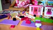 Barbie Build n' Style Beach House Mega Bloks Barbie and Nikki l Kids Balloons and Toys