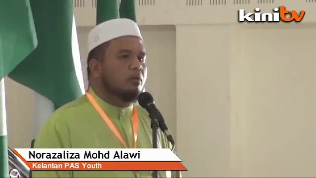 PAS Youth delegate opens fire on Anwar