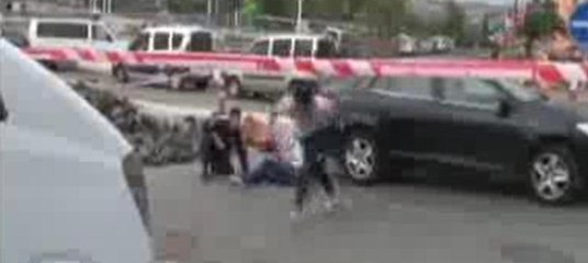 Sultanbeyli'de polislere ateş açıldı... Olay yerinden ilk görüntüler