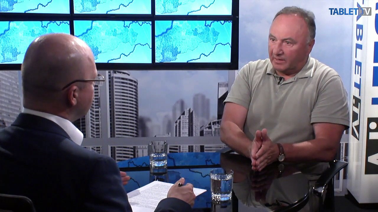 CSÁKY:Tajné služby podporujú biznis s migrantami. Destabilizujú Európu