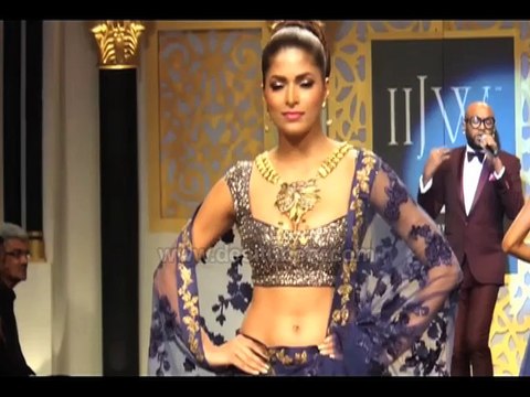 India International Jewellery Week 2015 LAST DAY: Beautiful & Gorgeous Models Models Walked The Ramp, Take A Look!
