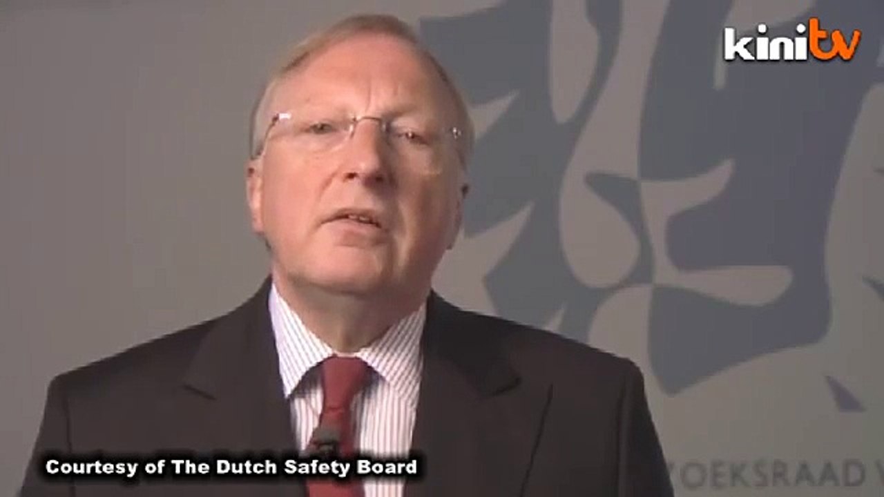 MH17 report: 'Large number of high energy objects' penetrated aircraft