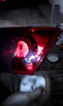 Seat Leon FR 1P1 TDI Common Rail - Rimozione PlastiDip da Fanale Posteriore