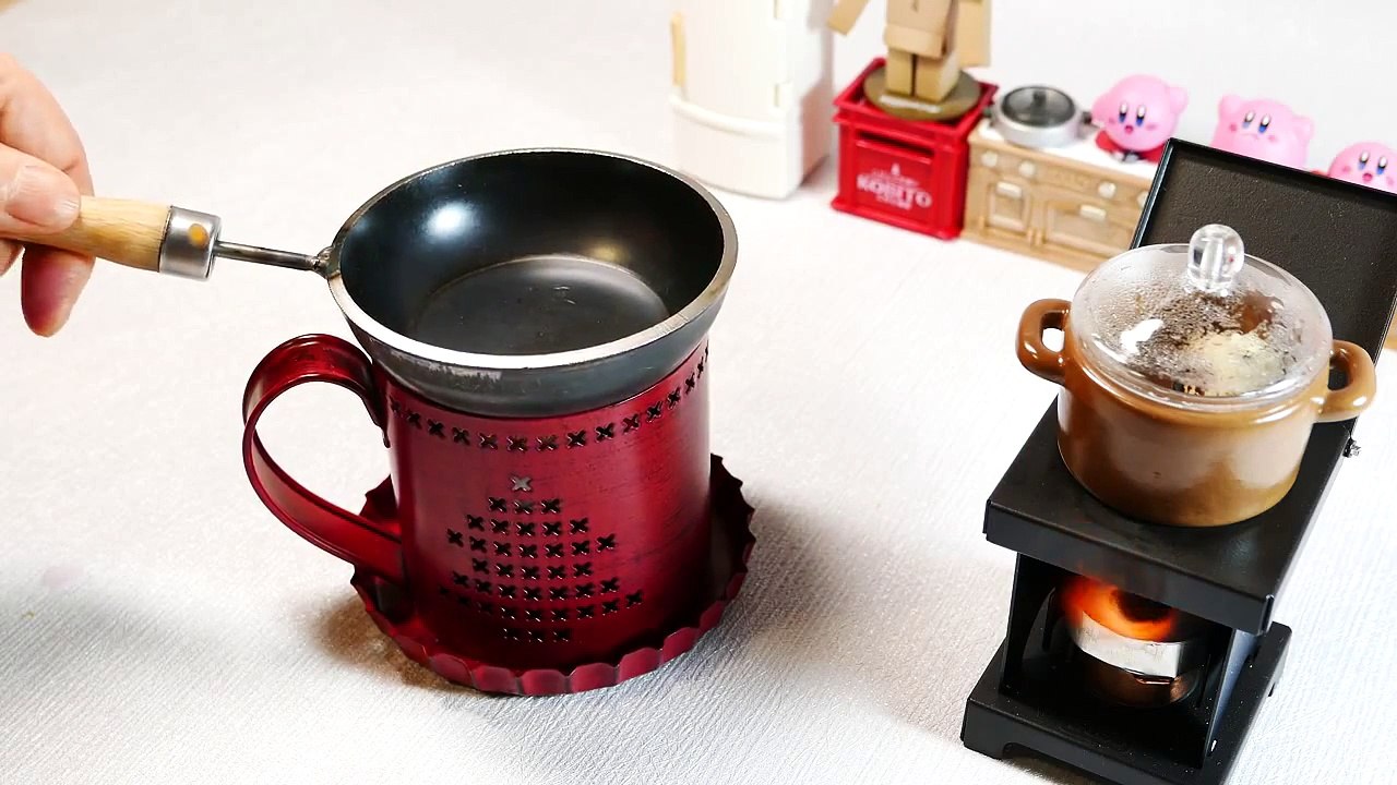 BE CAREFUL WITH FIRE! Fried Eggs and Boiled Eggs 4K Tiny Food Mini Food Pocket Cooking ミニチ