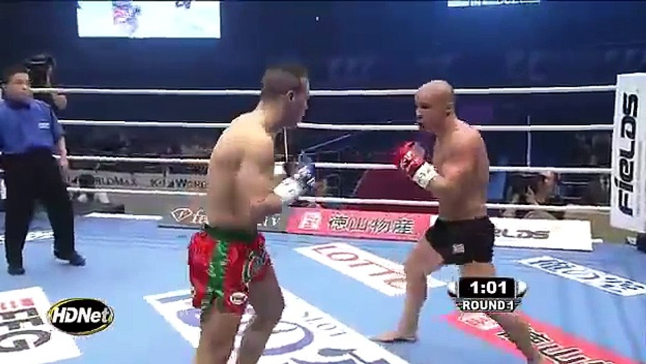 Iron Mike Zambidis VS Chahid Oulad El Hadj 2010 (K1 Max Final 16) No.2