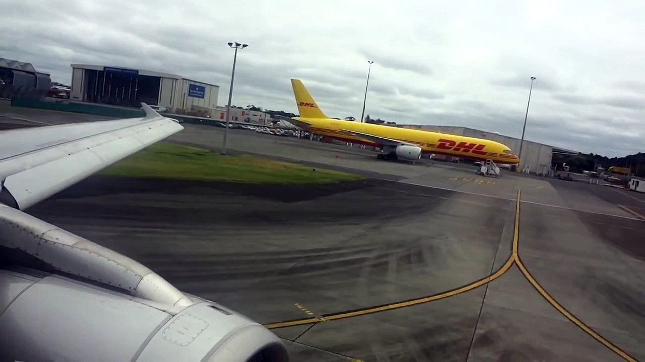Jetstar Airways A320-200 Takeoff from Auckland Airport [1080p HD]