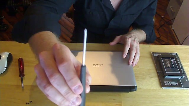 Acer Aspire One hard drive (HD) replace or upgrade to solid state drive (SSD) How to