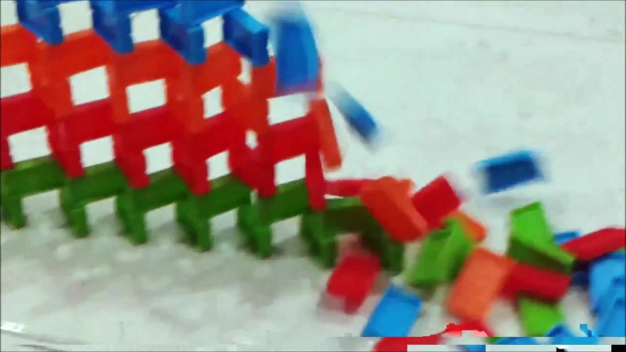 Random Dominoes + Domino Rally 4