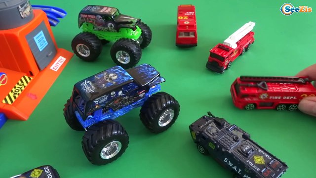 Мультфильмы про машинки Все серии подряд Шоу Монстр Трак Хот Вилс в Городе Машинок