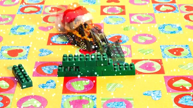 Новогодние мультфильмы для самых маленьких! Новогодняя елка! Мультфильм - Конструктор!