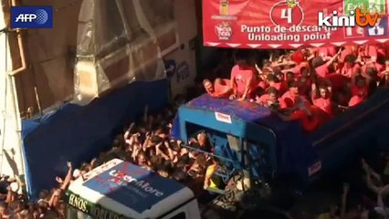 Pesta 'tomatina' Sepanyol kini tarikan pelancong