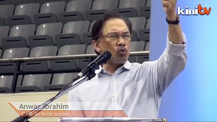 Anwar: No need for personal attacks against Khalid