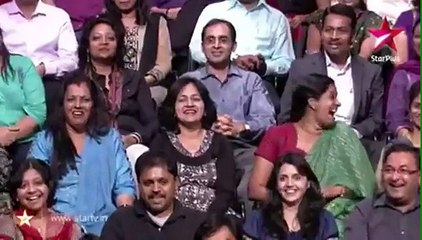 Amir Khan teaching children about Child Abuse rahimyarkhan.com.pk