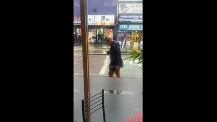 'Drunk' man fights lamppost in Belfast